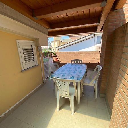 Appartamento Casa Vacanze 70M2 Alba Adriatica Luaran gambar