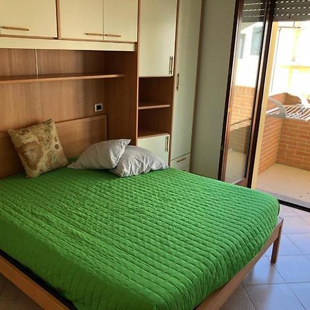 Appartamento Casa Vacanze 70M2 Alba Adriatica Luaran gambar