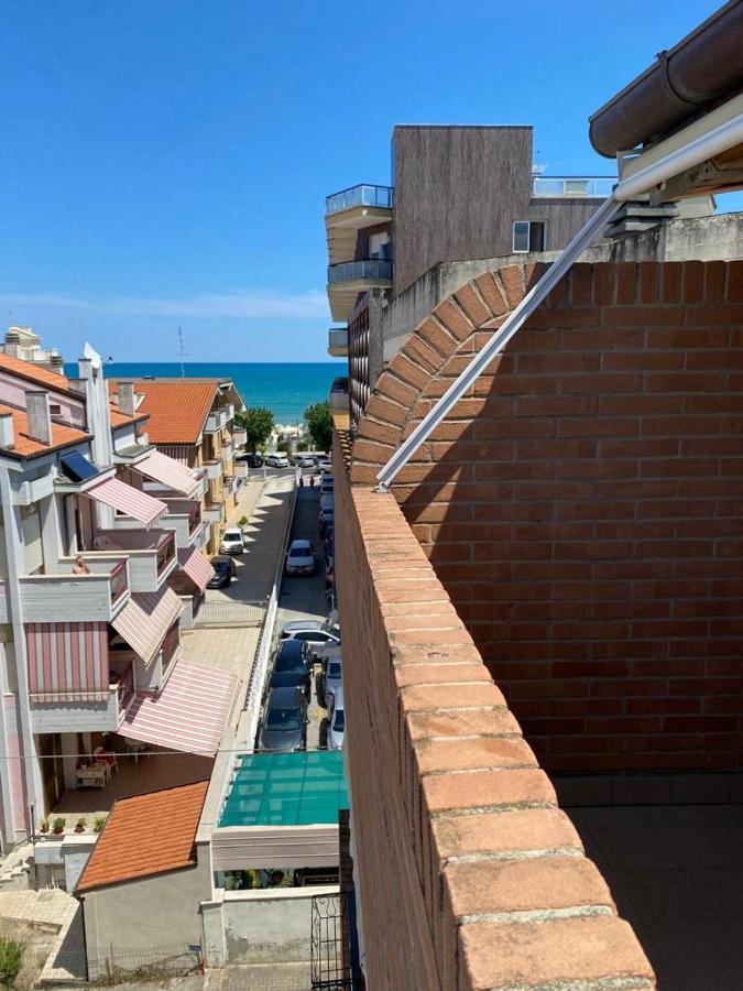 Appartamento Casa Vacanze 70M2 Alba Adriatica Luaran gambar